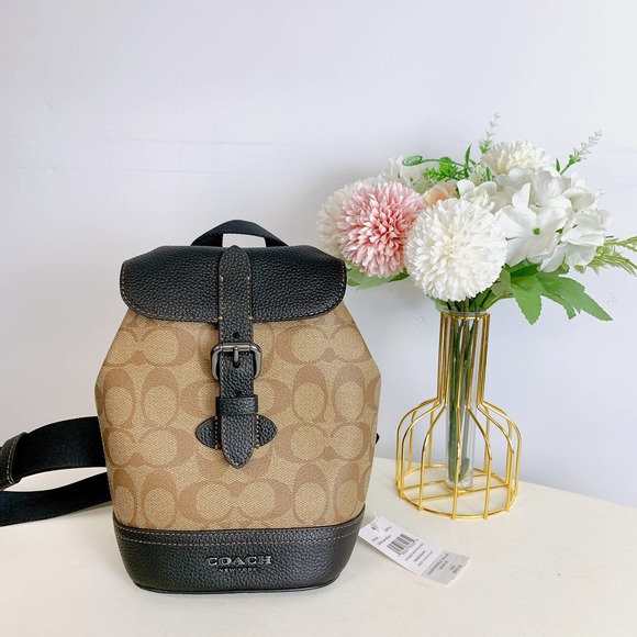 Coach CB928 Hudson Small Pack In Signature Canvas Gunmetal/Khaki/Black - Picture 2 of 8